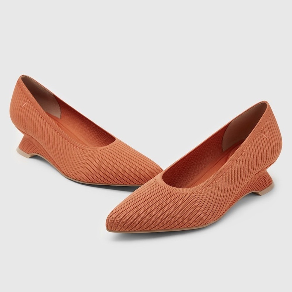 VIVAIA Pointed-Toe Striped‎ Wedge EU 37.5 / US 7